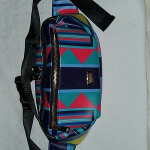 Fannypack/Shoulder Sling 🥳